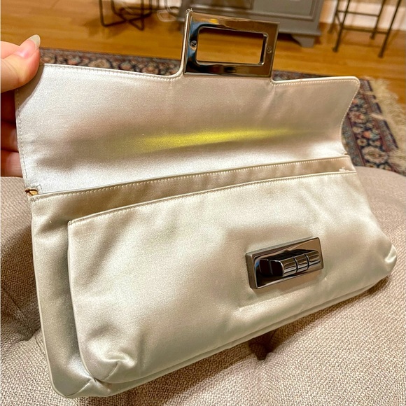 Chanel Giant Silk 2.55 Reissue Turn Lock Flap Clutch - Picture 14 of 14